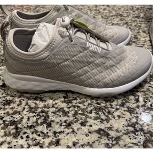 Brand new women’s puma, golf shoes